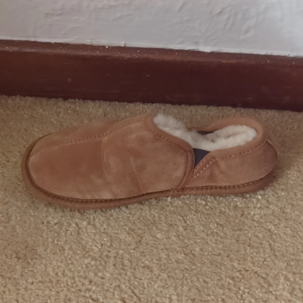 Ugg Scuff Romeo II Slipper size 1